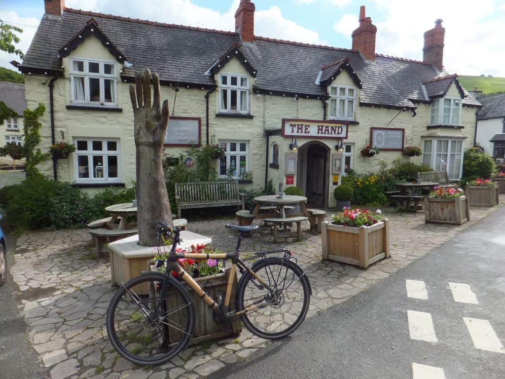 Devilishly Elegant SR600 21